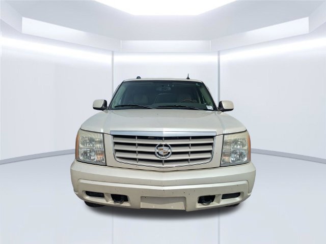 Used 2005 Cadillac Escalade AWD image 4