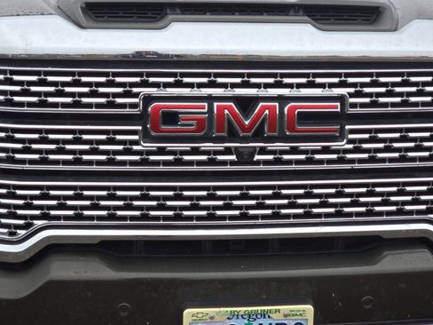 Used 2023 GMC Sierra 3500 Denali w/ Denali Ultimate Package image 47