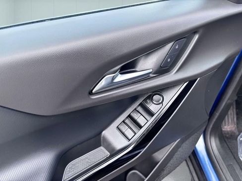 Used 2025 Chevrolet Equinox LT image 13