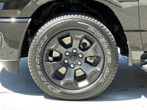 Used 2026 RAM 1500 Express AWD/4WD image 24