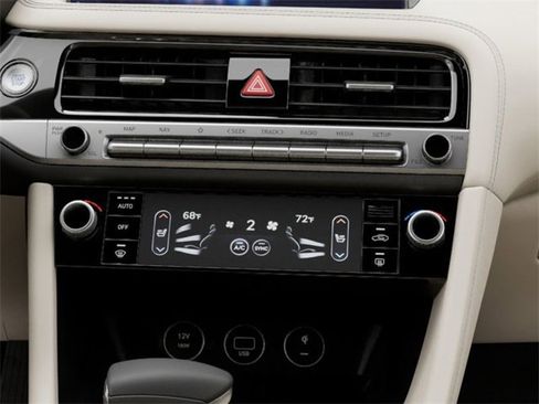 New 2026 Genesis G70 2.5T image 15