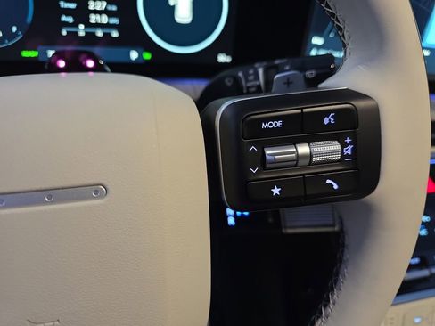 New 2025 Hyundai Santa Fe Calligraphy image 28