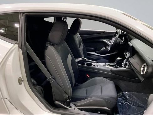 Used 2018 Chevrolet Camaro LT w/ RS Package RWD image 8