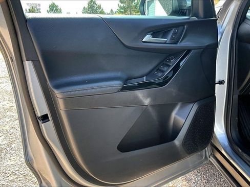 Used 2026 Chevrolet Equinox LT AWD/4WD image 20