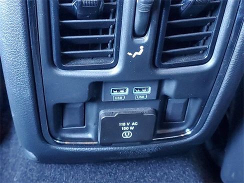 Used 2020 Jeep Grand Cherokee Limited image 12