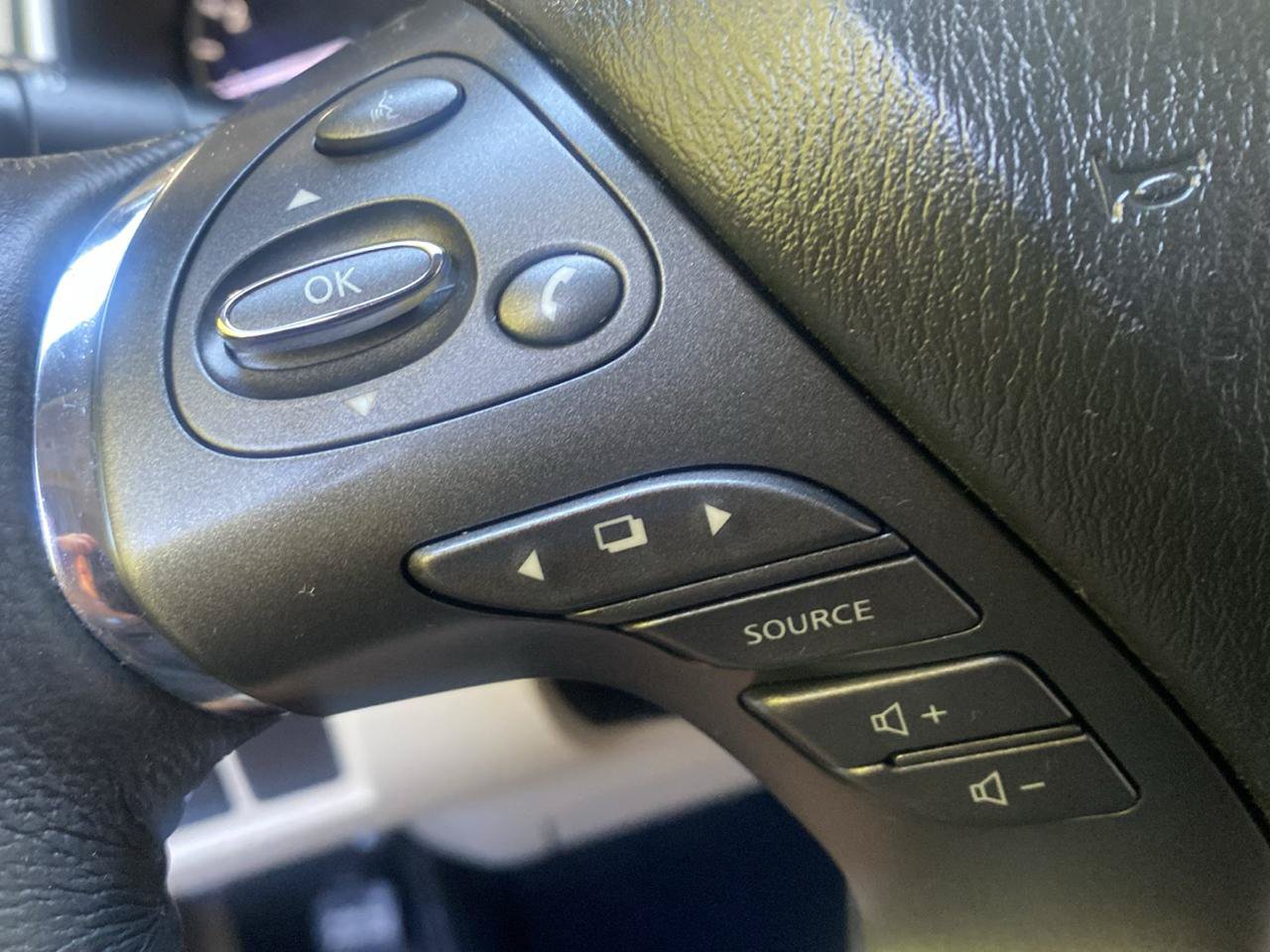 Used 2019 Nissan Murano SL w/ SL Technology Package AWD/4WD image 12