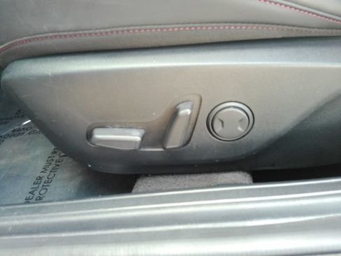 Used 2025 Kia K4 EX w/ GT-Line Premium Package FWD image 17