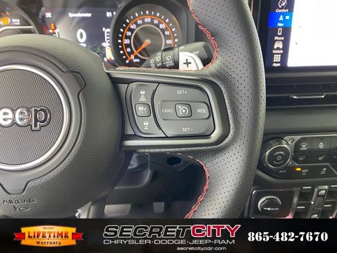 New 2026 Jeep Wrangler Unlimited Rubicon 392 w/ Quick Order Package 27X Moab AWD/4WD image 16
