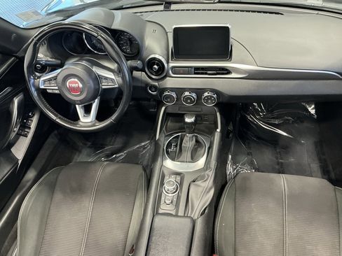 Used 2020 FIAT 124 Spider Classica w/ Technology Group image 23