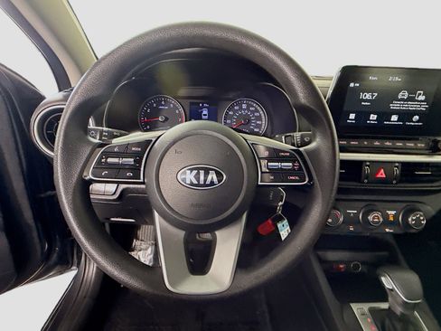 Used 2020 Kia Forte LXS FWD image 13