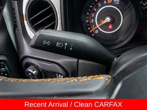 Used 2025 Jeep Gladiator Sport AWD/4WD image 20