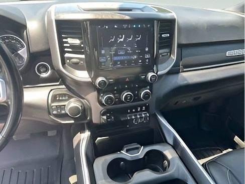 Used 2022 RAM 1500 Big Horn w/ Night Edition AWD/4WD image 15