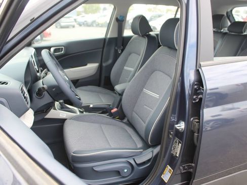 New 2026 Hyundai Venue SEL FWD image 12