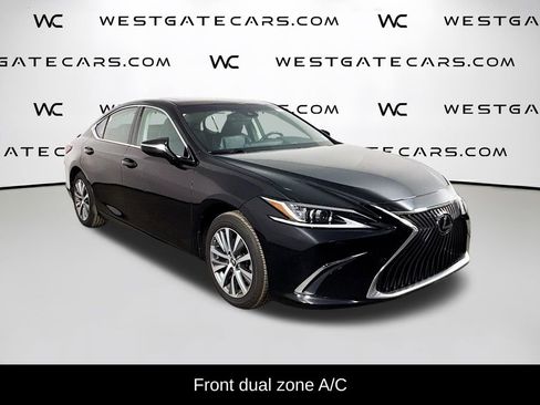 Used 2019 Lexus ES 350 Luxury image 2