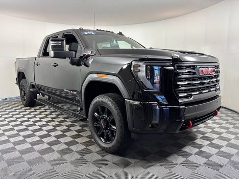 Certified 2024 GMC Sierra 2500 AT4 w/ AT4 Premium Plus Package AWD/4WD image 5