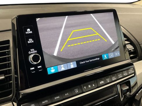 New 2026 Honda Odyssey Touring image 18