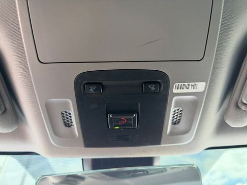 Used 2021 Toyota Camry SE AWD/4WD image 17