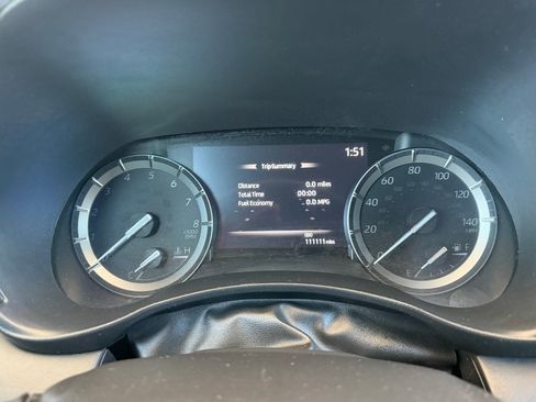 Used 2021 Toyota Highlander Limited FWD image 11
