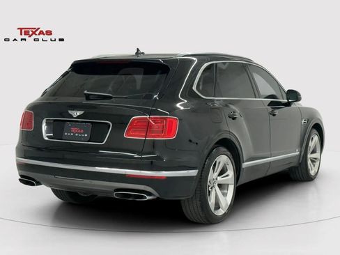 Used 2018 Bentley Bentayga Black Edition image 5