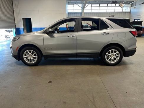 Used 2024 Chevrolet Equinox LT FWD image 6