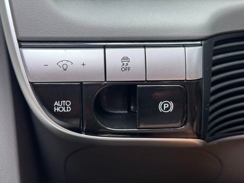 Used 2022 Hyundai Ioniq 5 SE RWD image 16