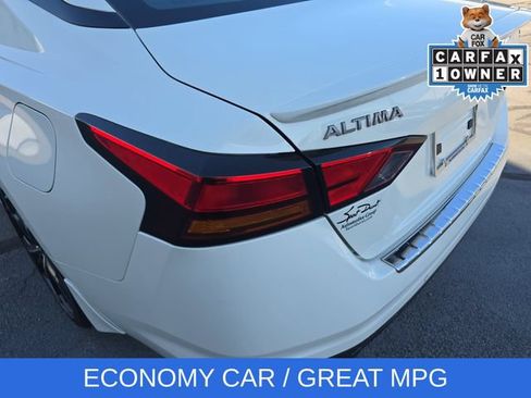 Used 2023 Nissan Altima 2.5 SR FWD image 27
