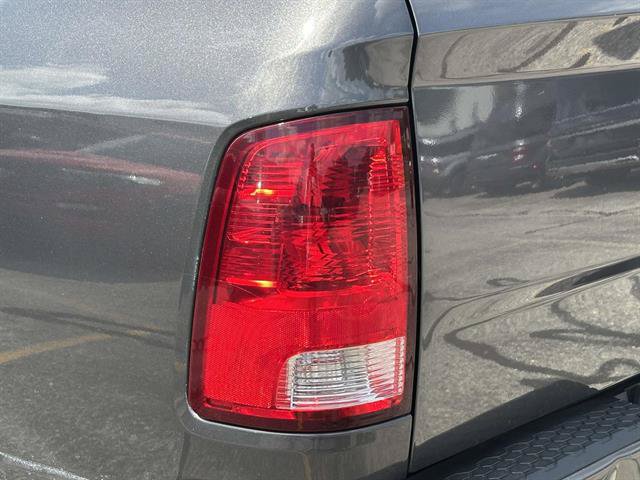 Used 2014 RAM 1500 Express AWD/4WD image 9