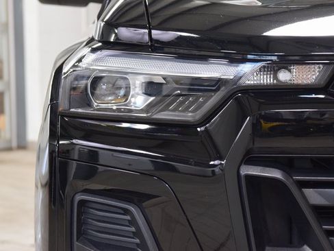 Certified 2024 Chevrolet Colorado Z71 w/ Z71 Convenience Package 2 image 12