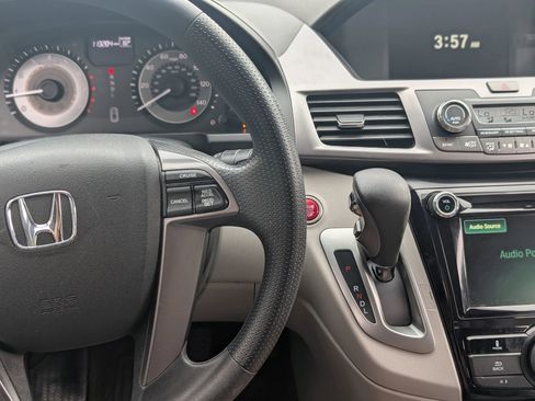 Used 2014 Honda Odyssey EX image 27