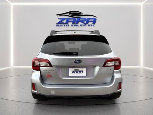 Used 2015 Subaru Outback 2.5i Premium image 5