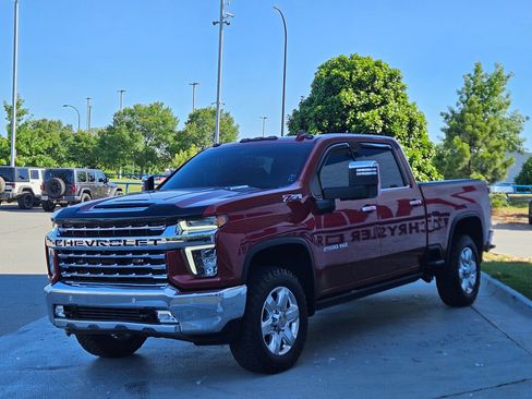 Used 2022 Chevrolet Silverado 2500 LTZ w/ LTZ Premium Package AWD/4WD image 3