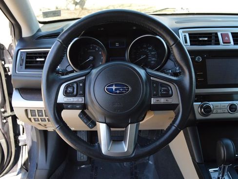 Used 2017 Subaru Outback 2.5i Limited image 11