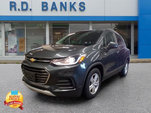 Certified 2018 Chevrolet Trax LT w/ LT Convenience Package FWD image 1
