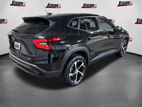 Used 2025 Chevrolet Trax RS FWD image 5