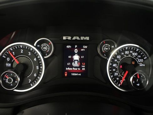 Used 2024 RAM 2500 Big Horn w/ Bed Utility Group image 11