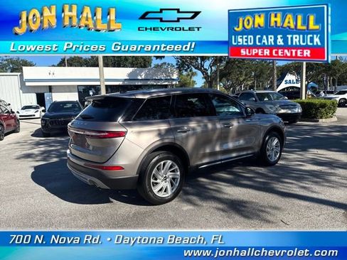 Used 2021 Lincoln Corsair FWD image 12