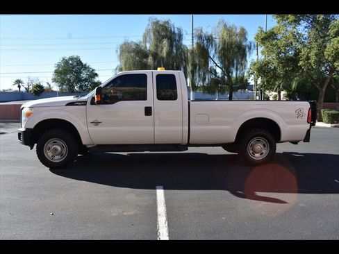 Used 2015 Ford F250 XL w/ Power Equipment Group image 4