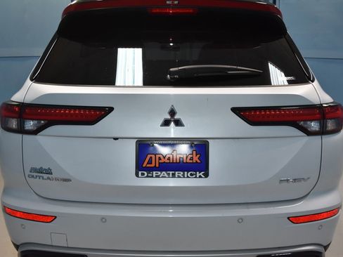 Used 2024 Mitsubishi Outlander Ralliart image 30