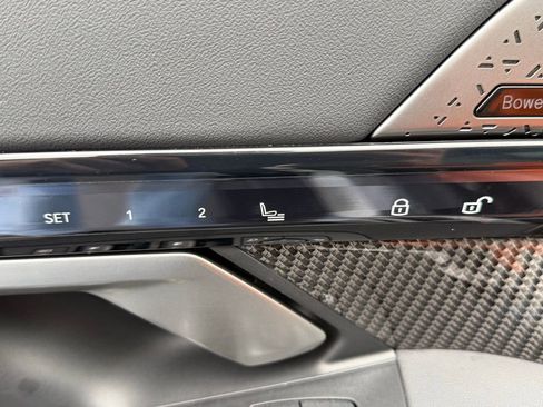 Used 2025 BMW M5 w/ Executive Package image 20