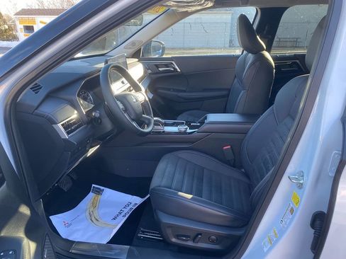 New 2026 Mitsubishi Outlander Trail Edition image 12