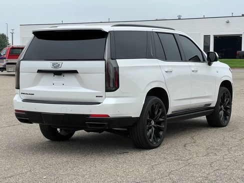 Used 2025 Cadillac Escalade Sport Platinum w/ LPO, ONYX Package AWD/4WD image 48