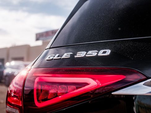 Used 2022 Mercedes-Benz GLE 350 4MATIC image 11