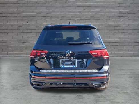 Used 2023 Volkswagen Tiguan SE R-Line FWD image 9