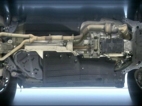 Used 2022 Ford Explorer XLT w/ Equipment Group 202A image 29