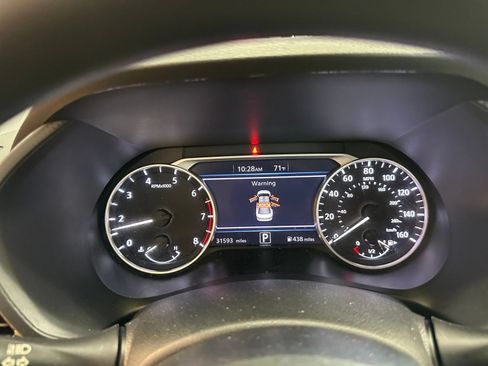 Used 2025 Nissan Sentra SV FWD image 39
