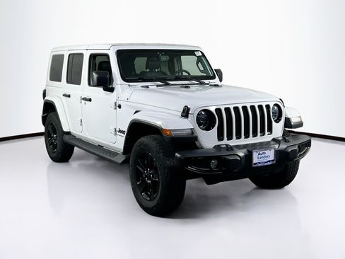 Used 2023 Jeep Wrangler Unlimited Sahara AWD/4WD image 3