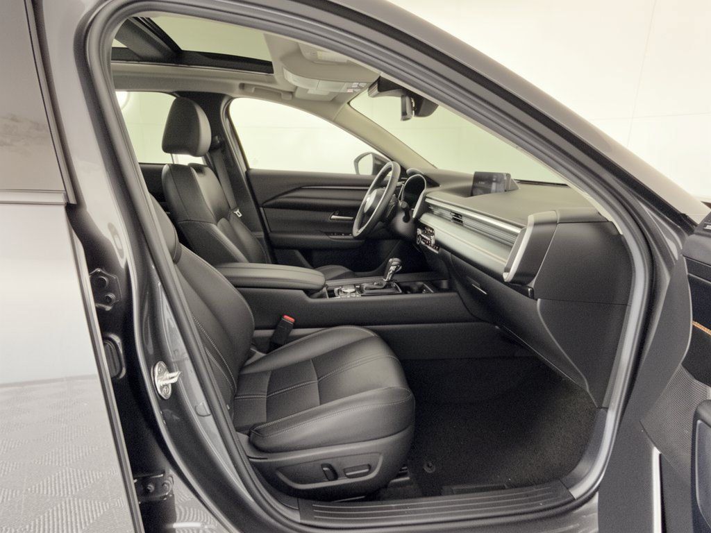 Used 2024 MAZDA CX-50 AWD 2.5 Turbo w/ Weather Package image 30