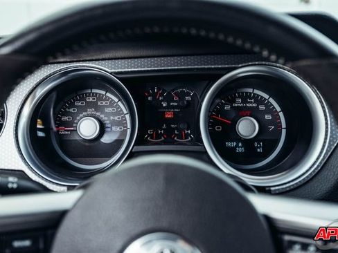 Used 2010 Ford Mustang Shelby GT500 image 8