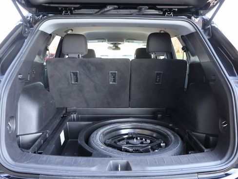 Used 2022 Chevrolet Blazer LT w/ LPO, Black Accent Package image 15