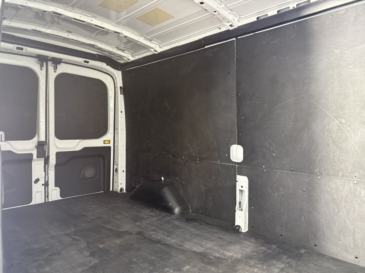 Used 2024 Ford Transit 250 148 Medium Roof w/ Load Area Protection Package RWD image 14